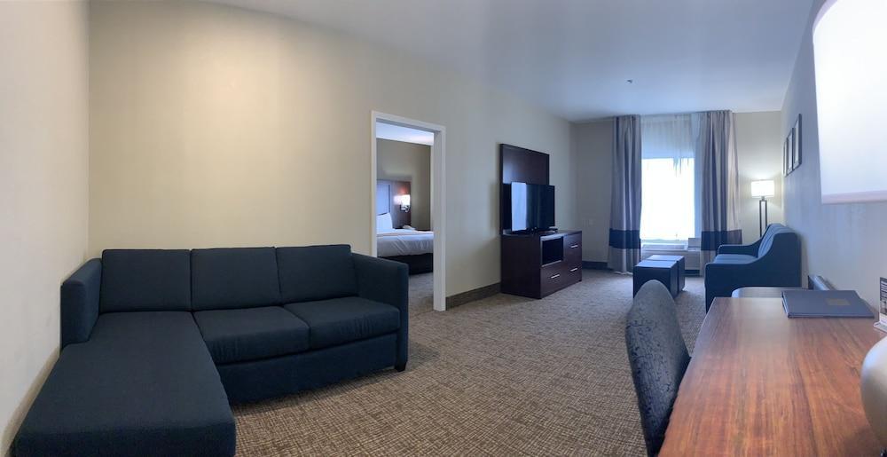 Comfort Suites Auburn Near I-69 Exterior photo